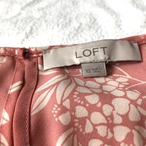 LOFT Tops - LOFT blouse! LOFT Tops - LOFT blouse!